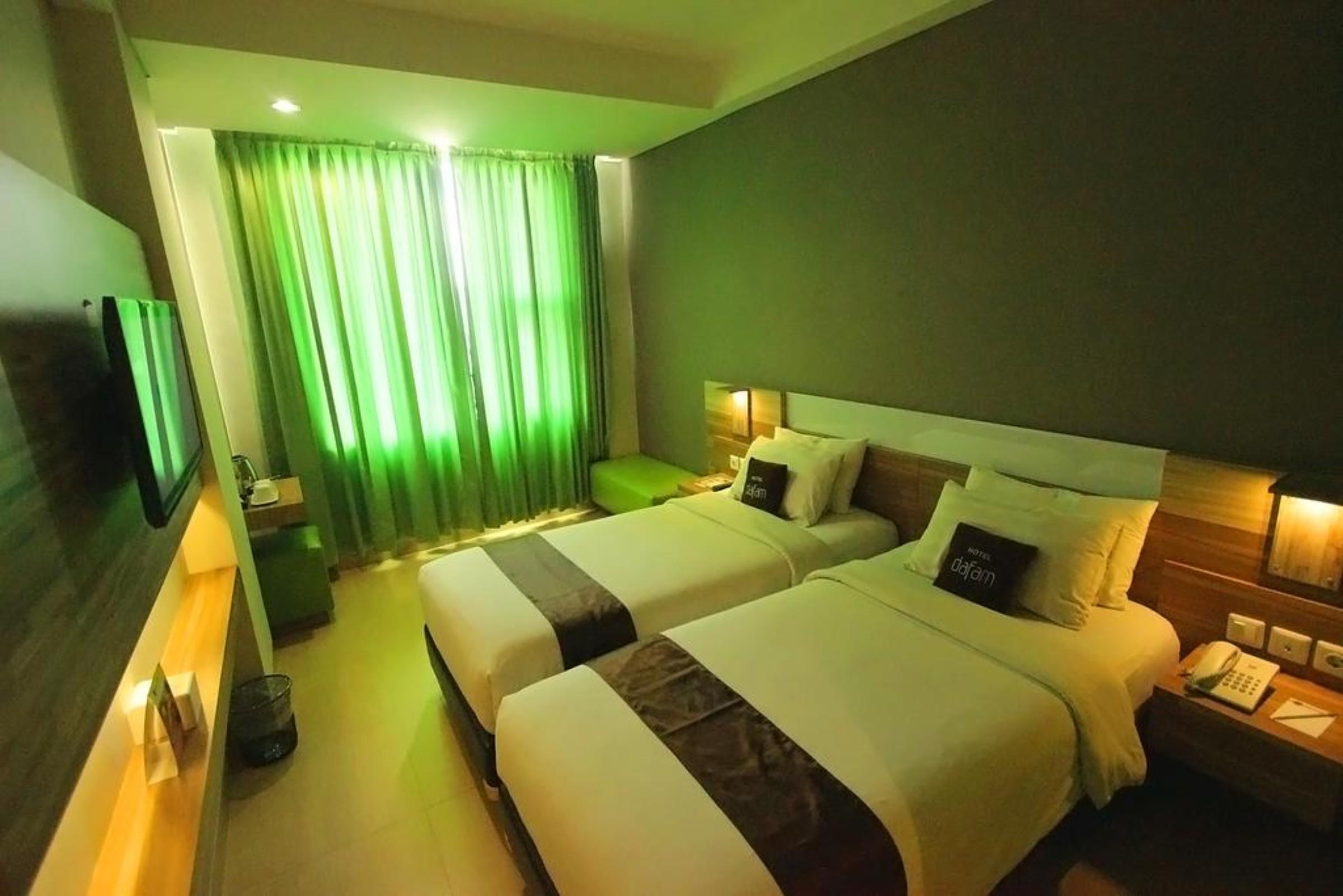 Hotel Fortunagrande Seturan Yogyakarta Maguwo Экстерьер фото