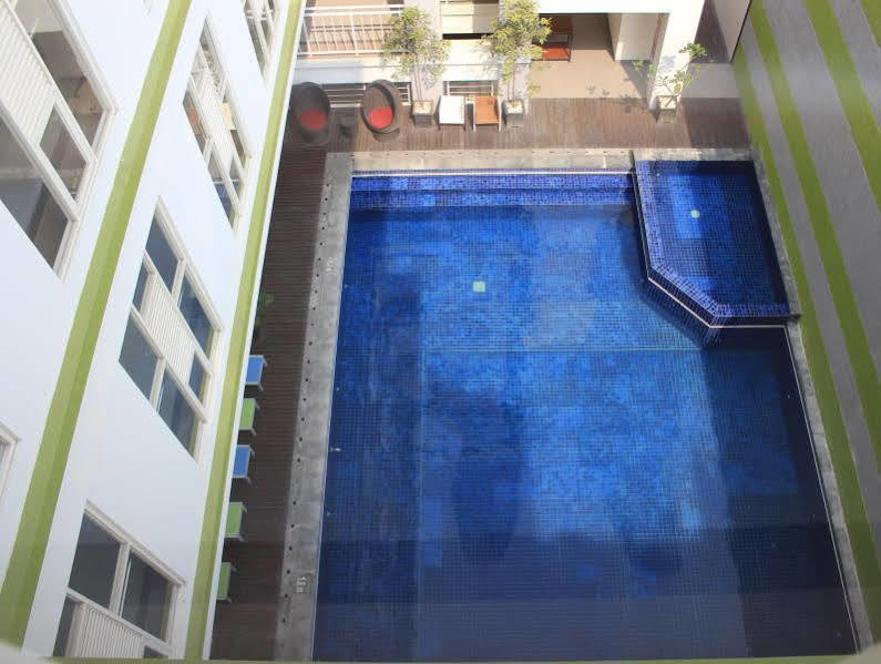 Hotel Fortunagrande Seturan Yogyakarta Maguwo Экстерьер фото